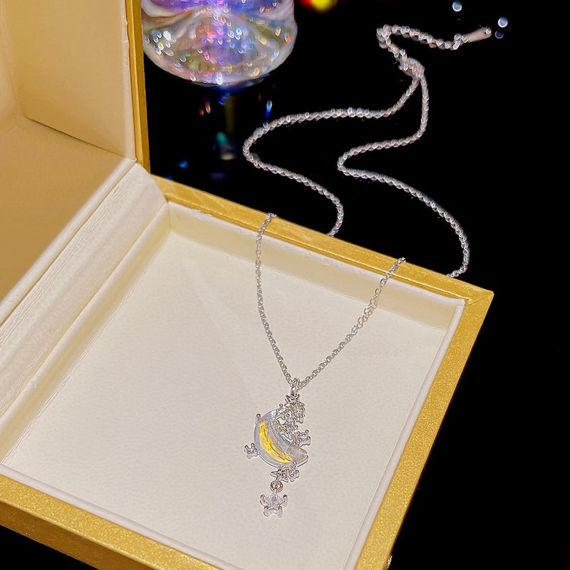 Exquisite Flash Diamond Star Moon Light Luxury Necklace Summer Women'S High-End Sense Design Sense Pendant Necklace Elegant Clavicle Chain Accessories - Image 5